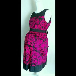Worn ONCE! Maternity Dress Black with Roses size M